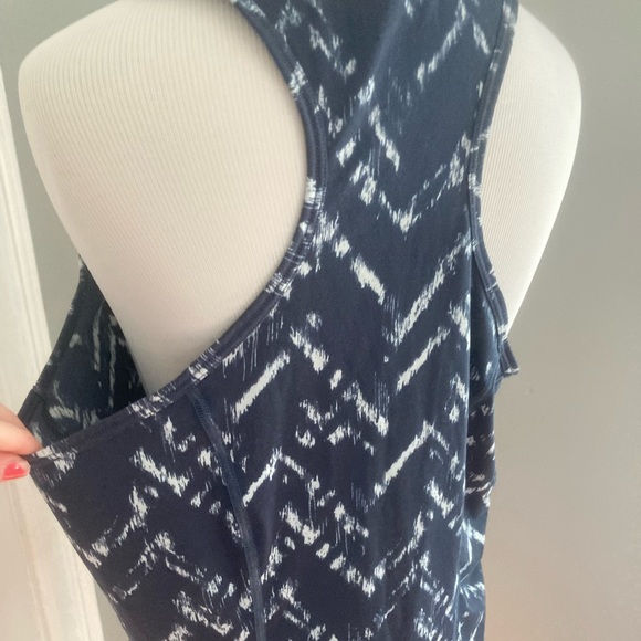 NWOT The North Face Racerback Tank - Picture 6 of 14